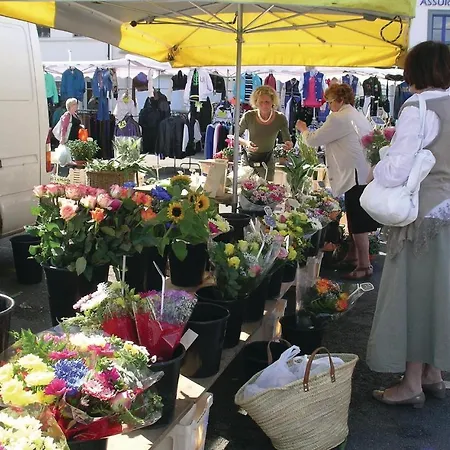 Gorgeous In With Kitchen