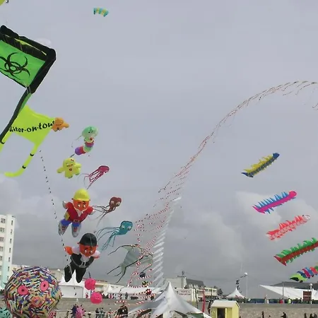 Gorgeous In With Kitchen